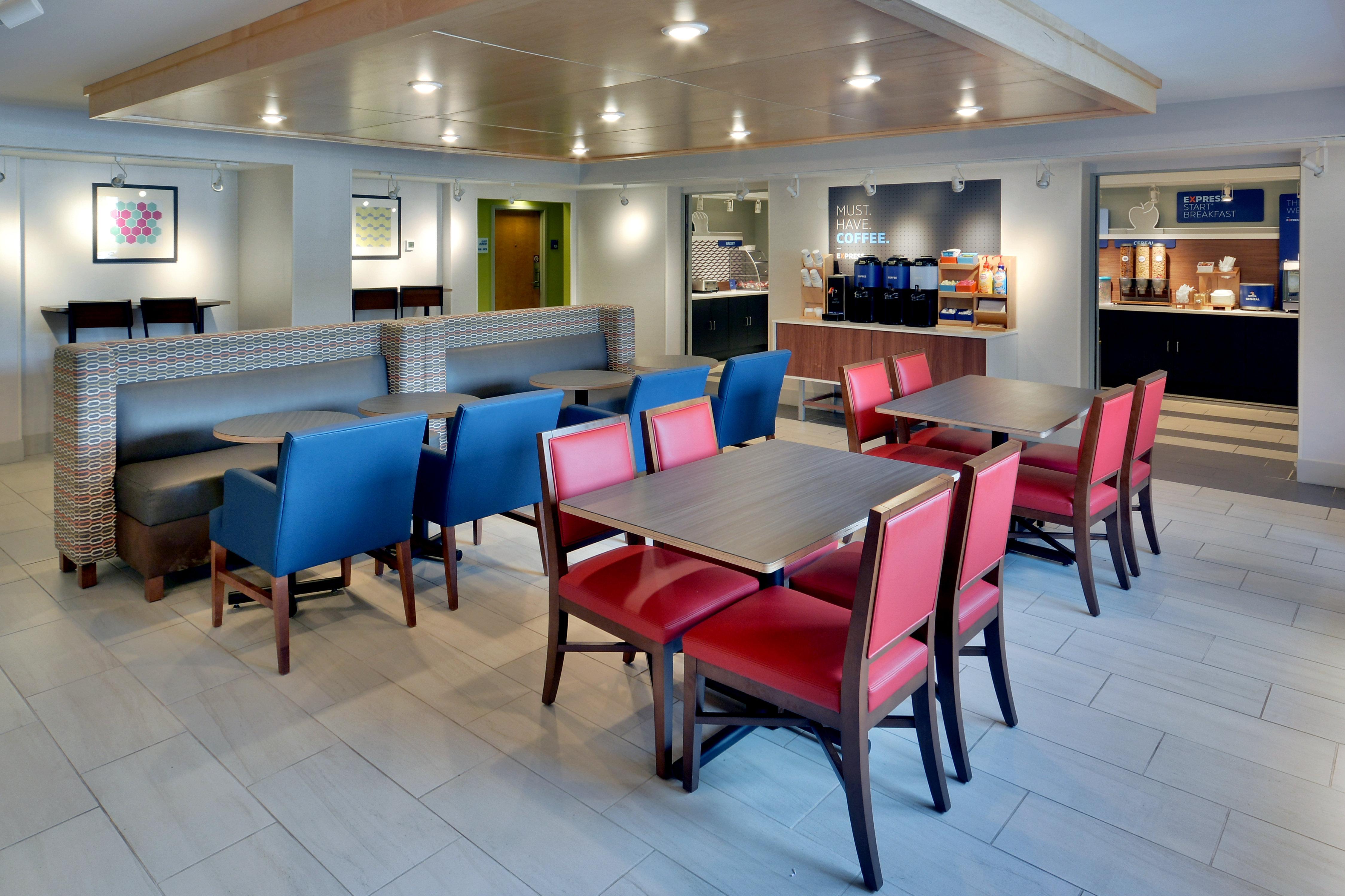 Holiday Inn Express Danville By Ihg Dış mekan fotoğraf