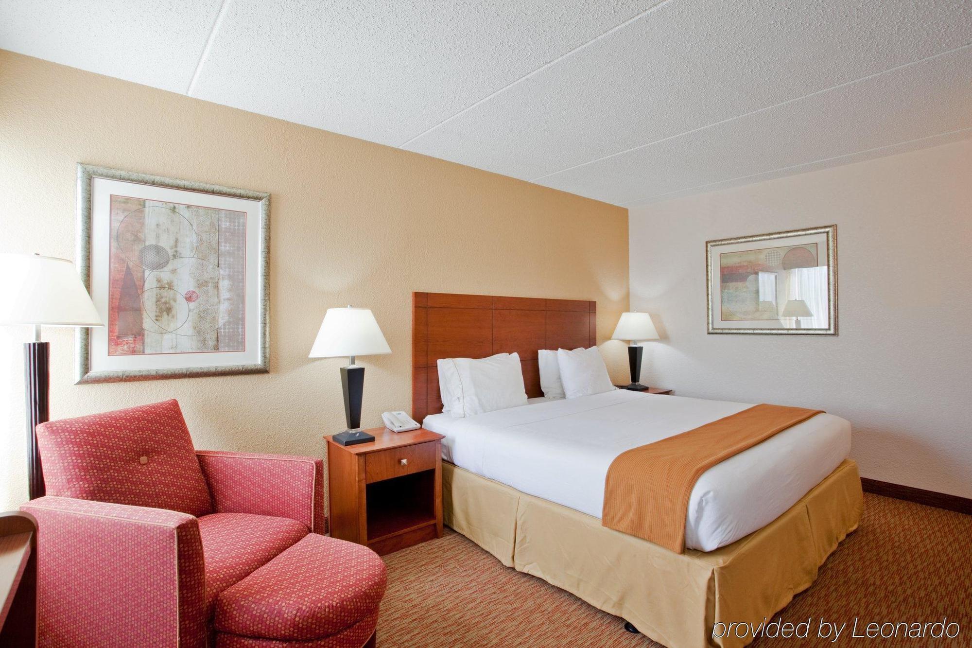 Holiday Inn Express Danville By Ihg Dış mekan fotoğraf