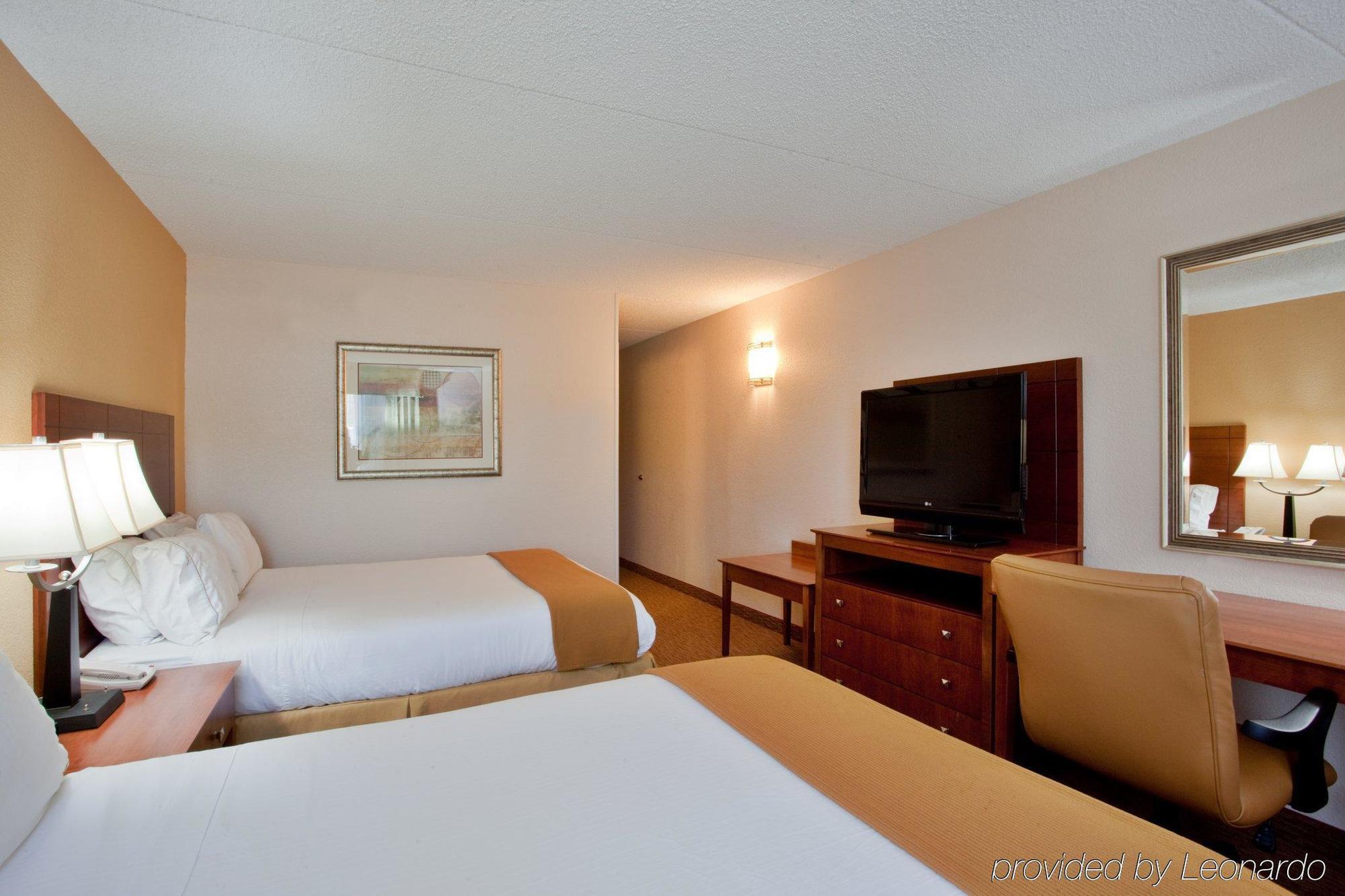 Holiday Inn Express Danville By Ihg Dış mekan fotoğraf