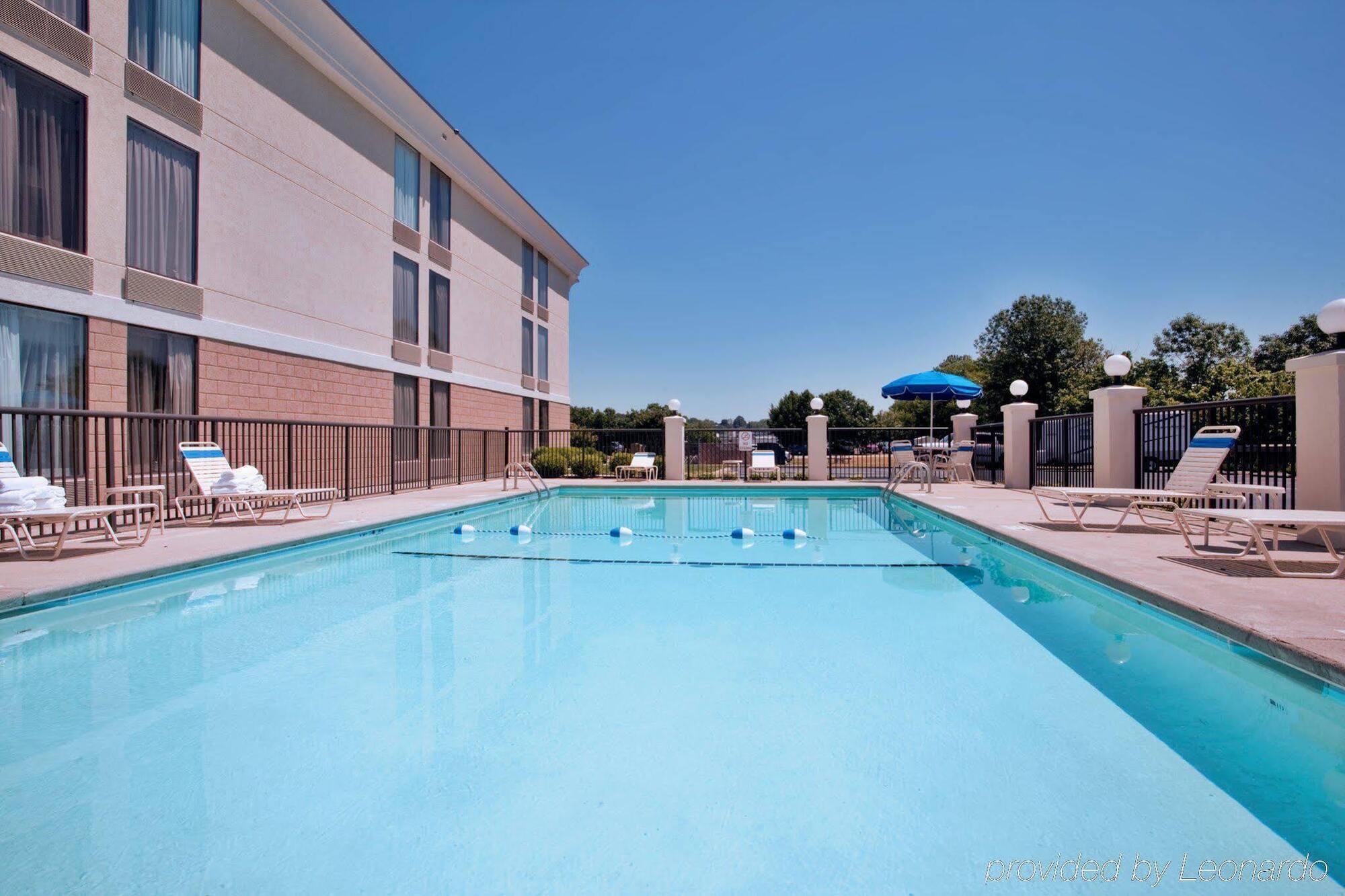 Holiday Inn Express Danville By Ihg Dış mekan fotoğraf